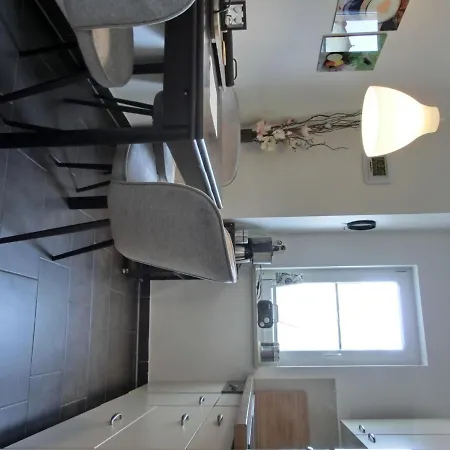 O9 Apartment